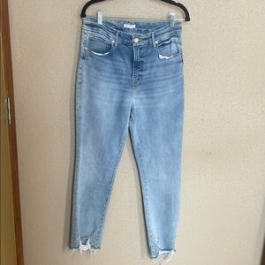 Good American Light Wash Skinny Jeans with Raw Hem